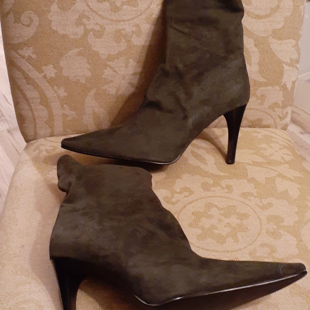 DETAILS SOFT SUEDE LEATHER BOOTS GREEN
